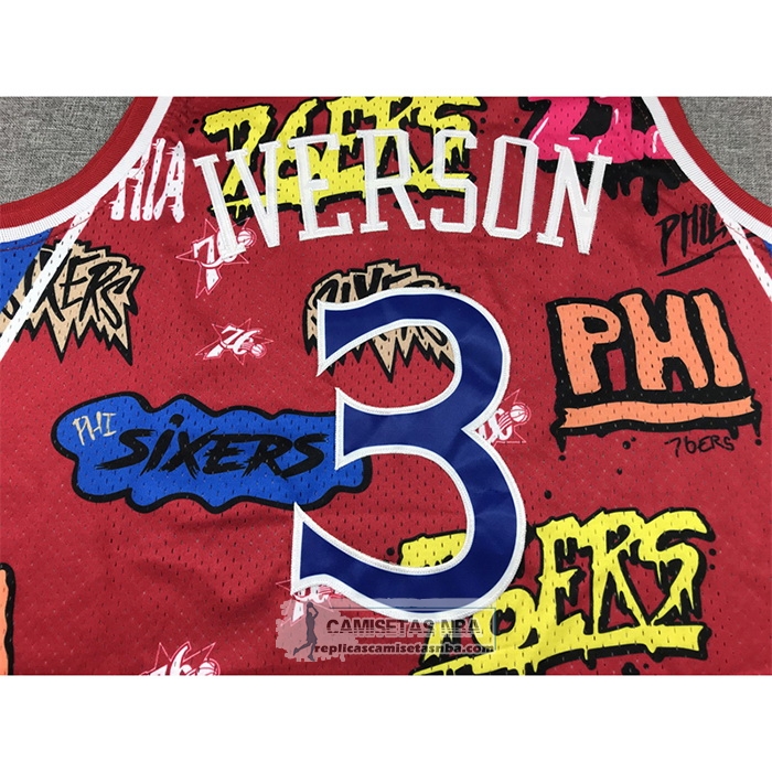 Camiseta Philadelphia 76ers Allen Iverson NO 3 Slap Sticker Mitchell & Ness 1996-97 Rojo